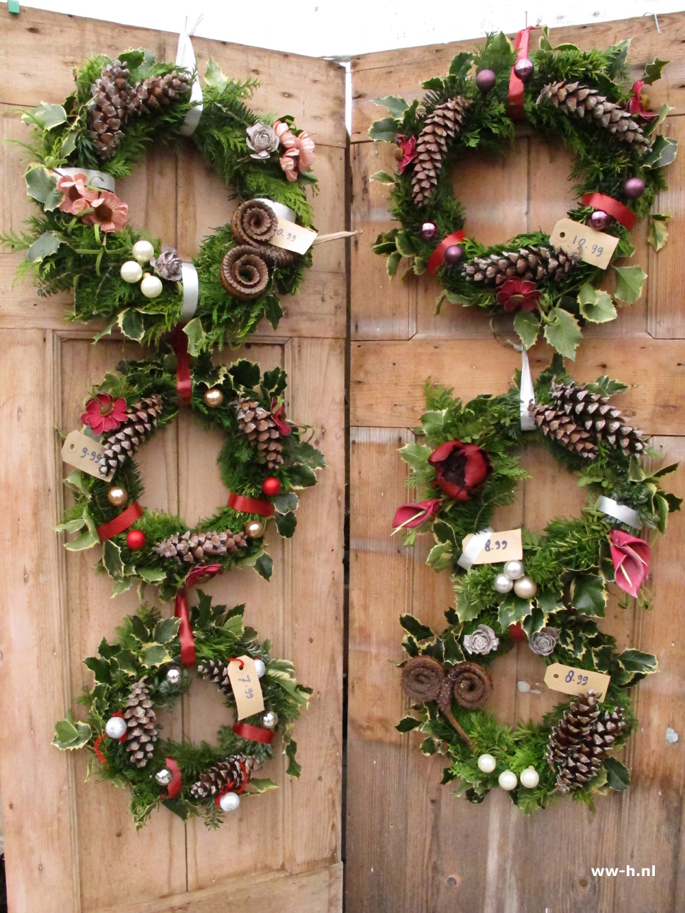 Kerstkransen v.a. 8.99 Kerstkransen v.a. 8.99