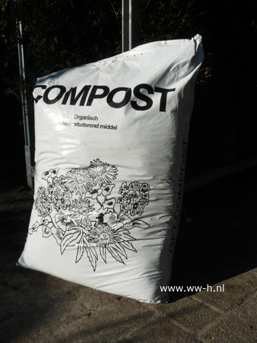 Compost 3 zakken 7,50